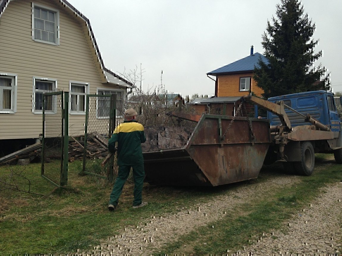Вывоз мусора и отходов с дачи и участка СНТ в Рубцовске в октябре