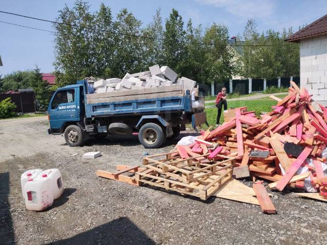 Вывоз мусора с чердака в Рубцовске в октябре
